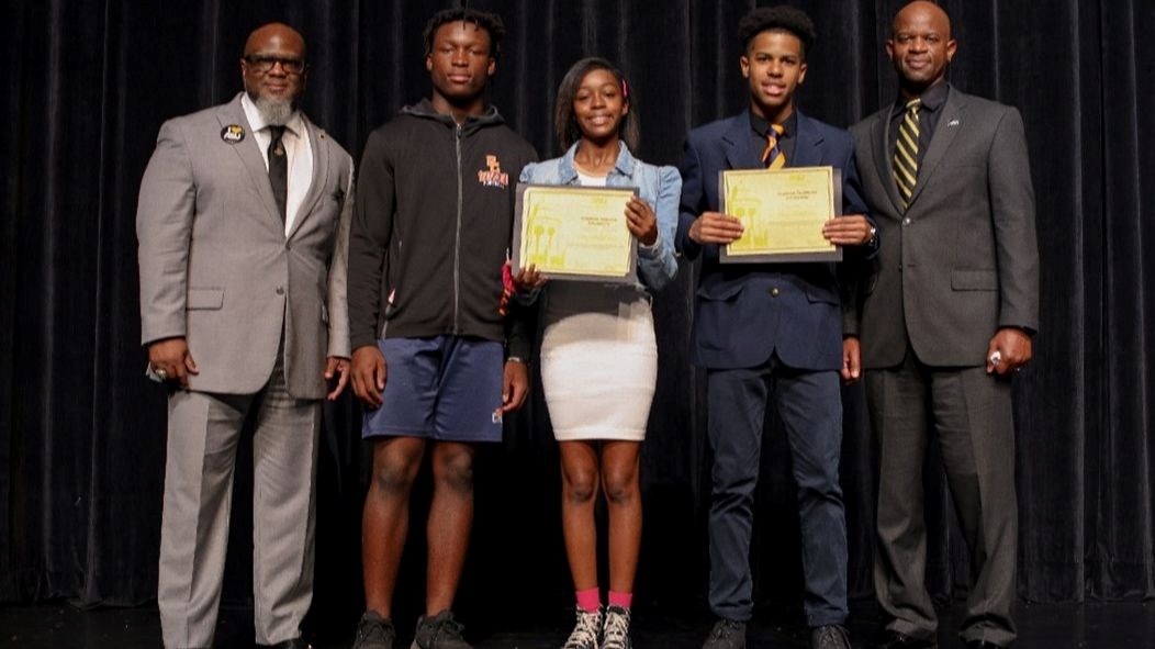 South Cobb students earn scholarships to Alabama State Universit